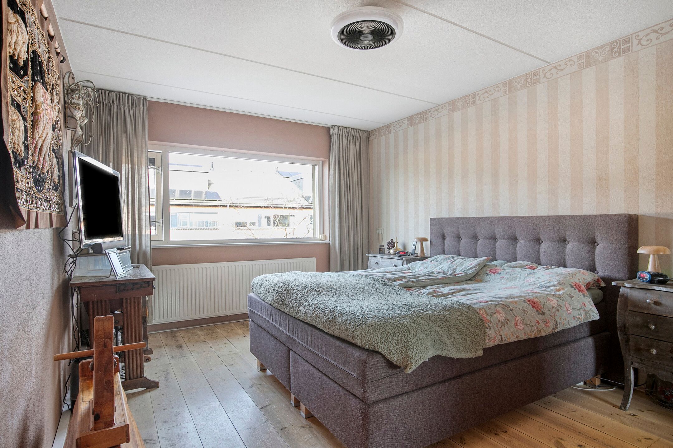 Photo 15 of Leo Gestelstraat 85