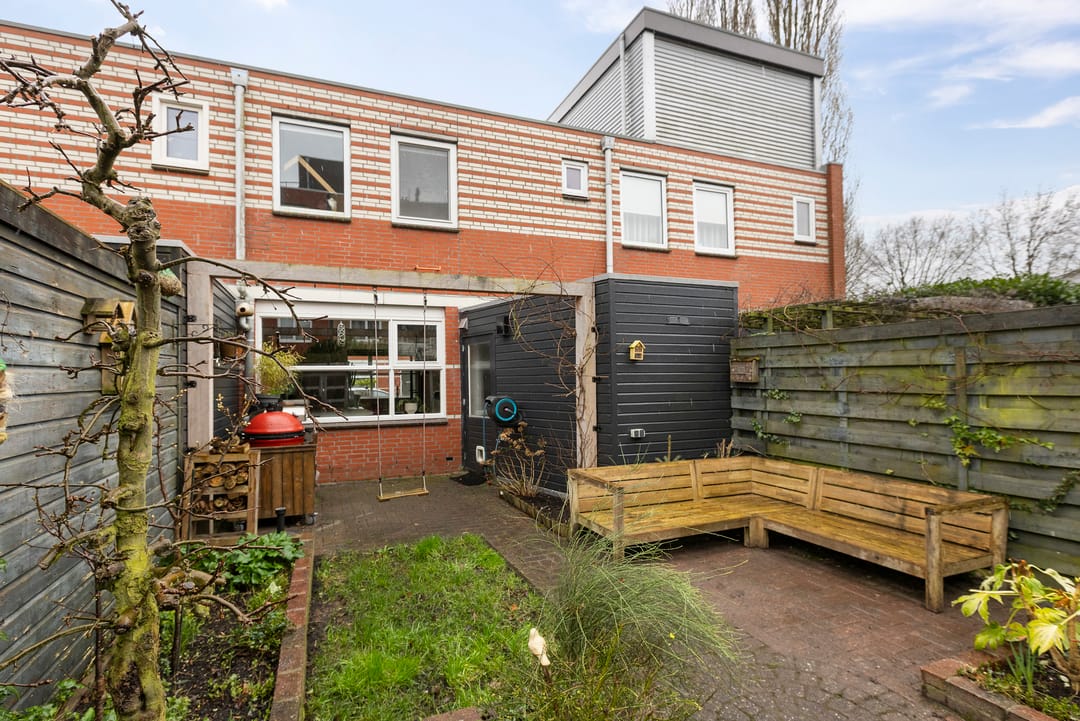 Photo 41 of J. Wagenaarstraat 27