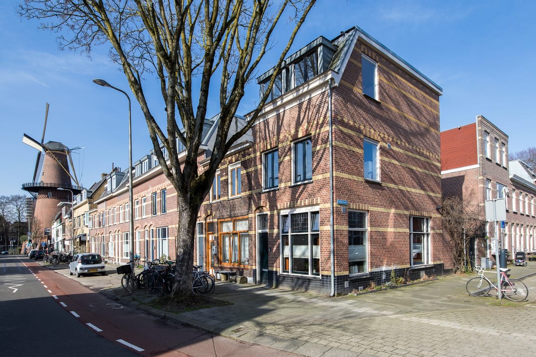 Foto 1 van Adelaarstraat 68-B