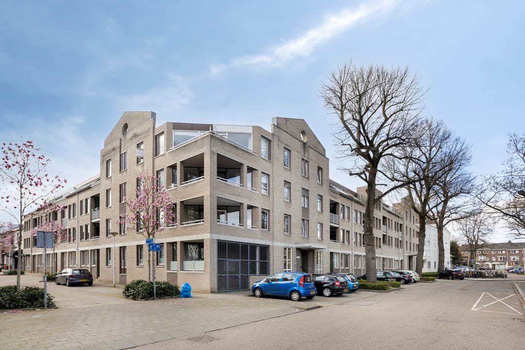 Foto 7 van Volksplein 88-D