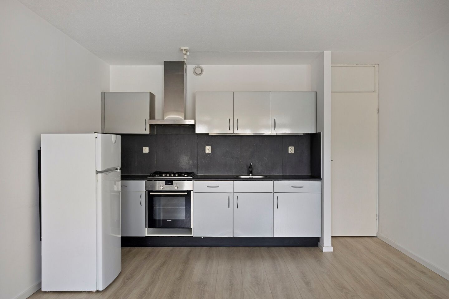 Foto 20 van Volksplein 88-D