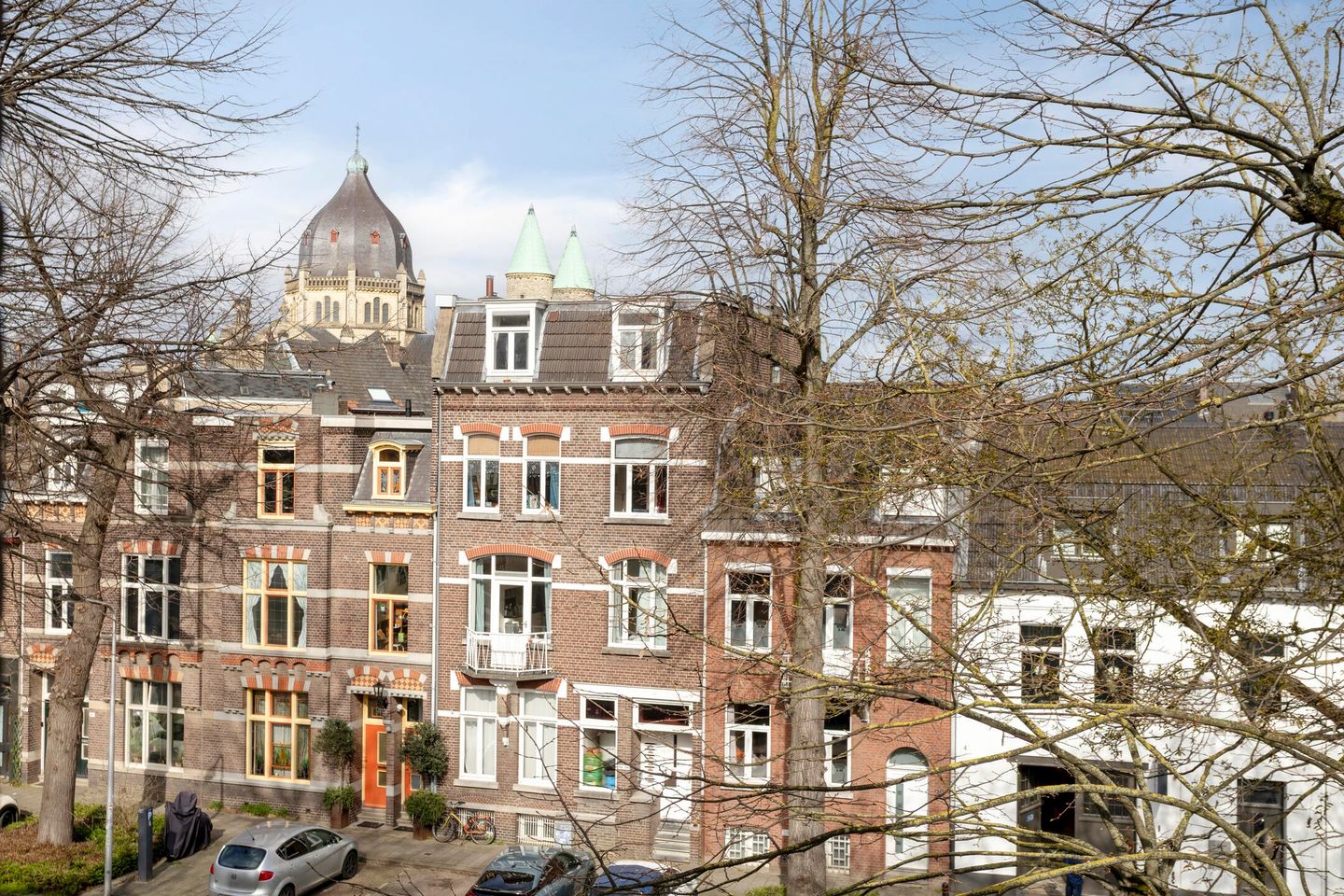 Foto 25 van Volksplein 88-D