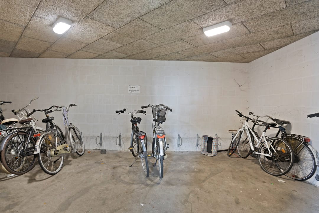 Foto 31 van Volksplein 88-D