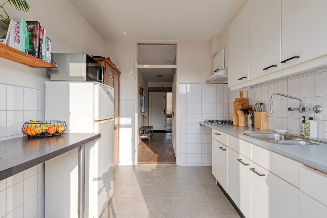 Foto 7 van Burg van Leentstraat 78