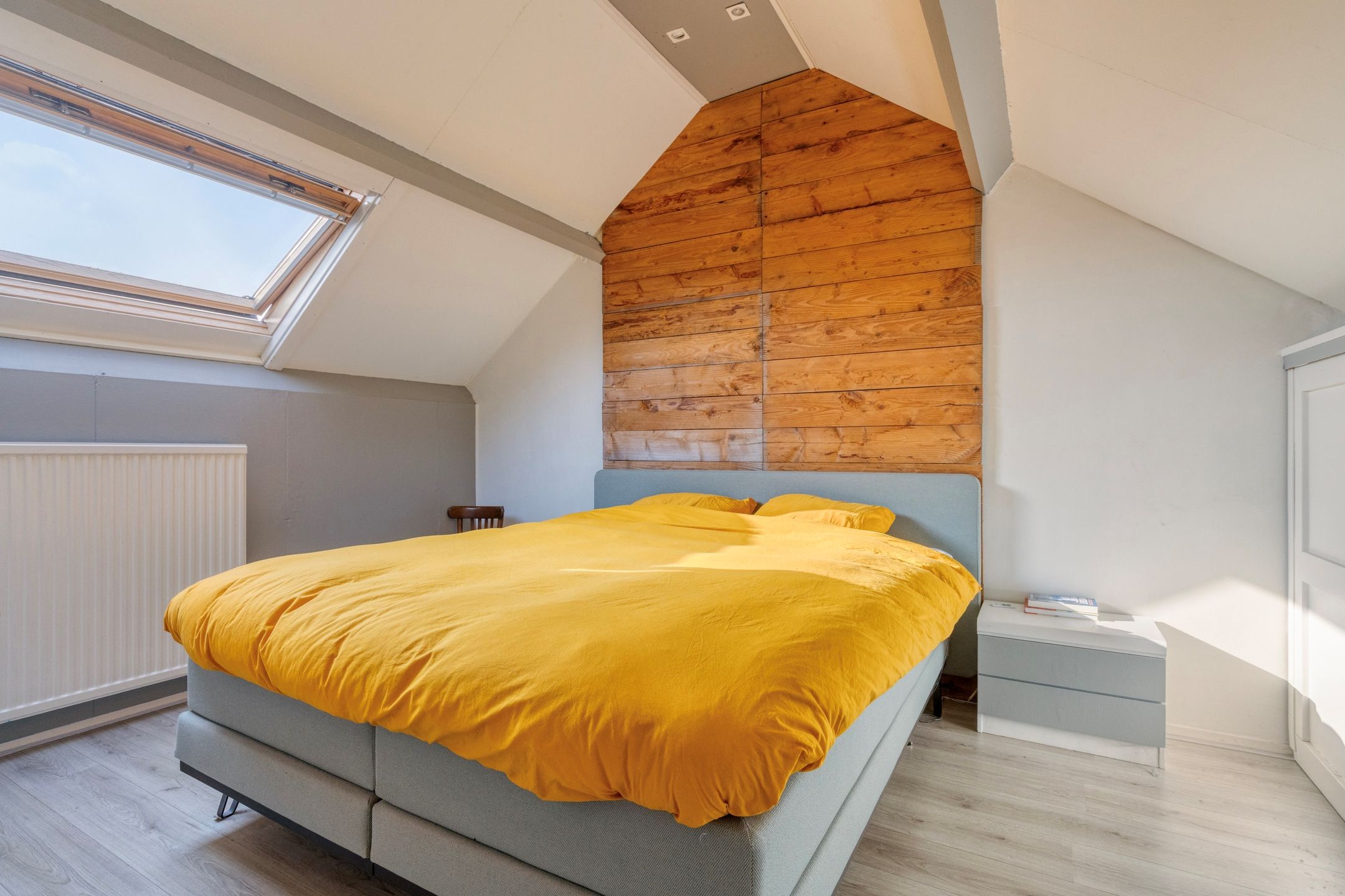 Foto 18 van Burg van Leentstraat 78