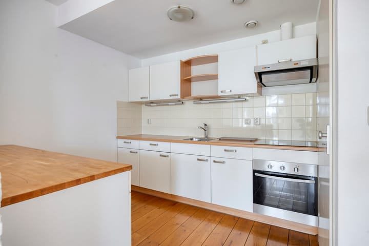 Photo 3 of Hogestraat 6-B