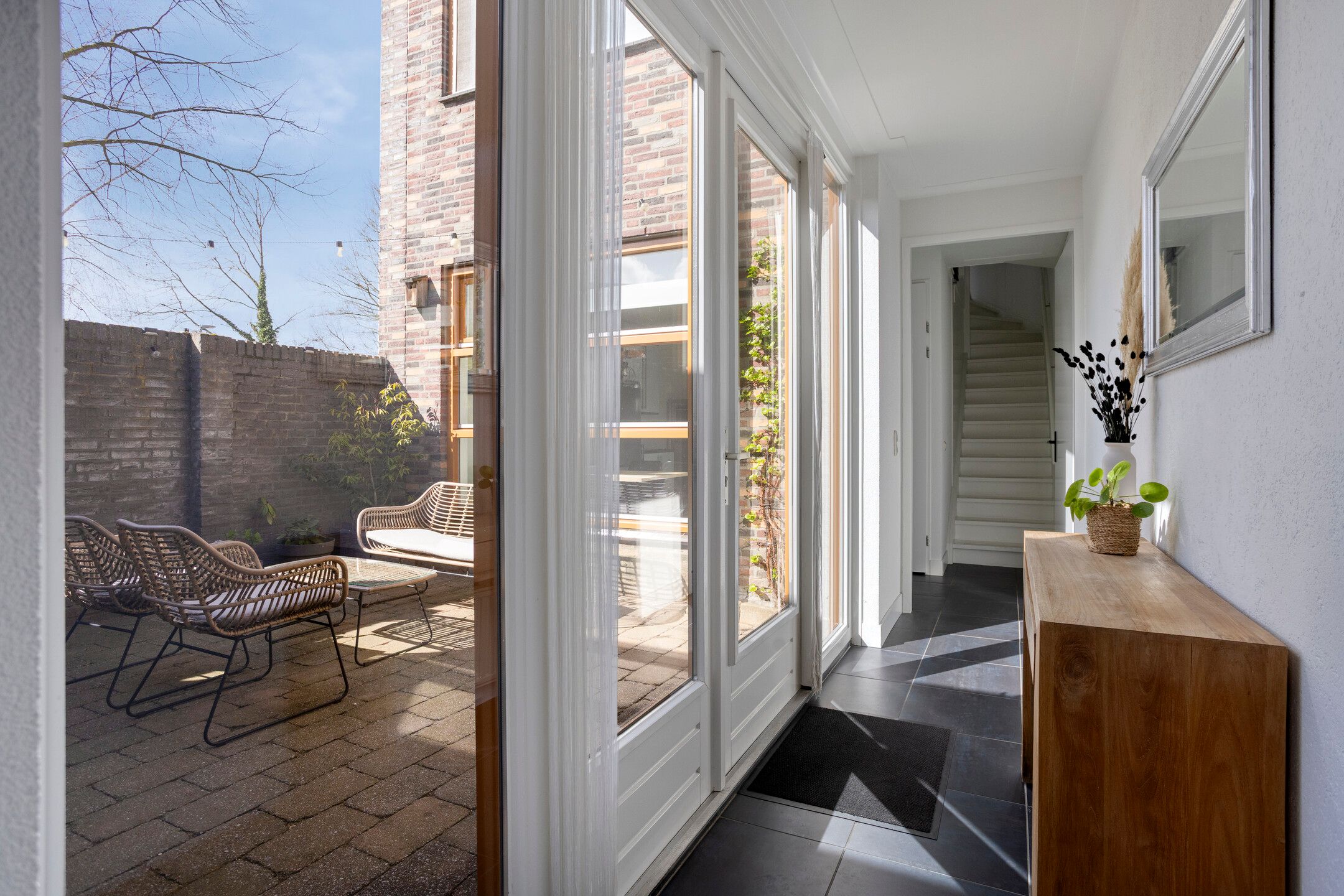 Photo 6 of Huygensstraat 7