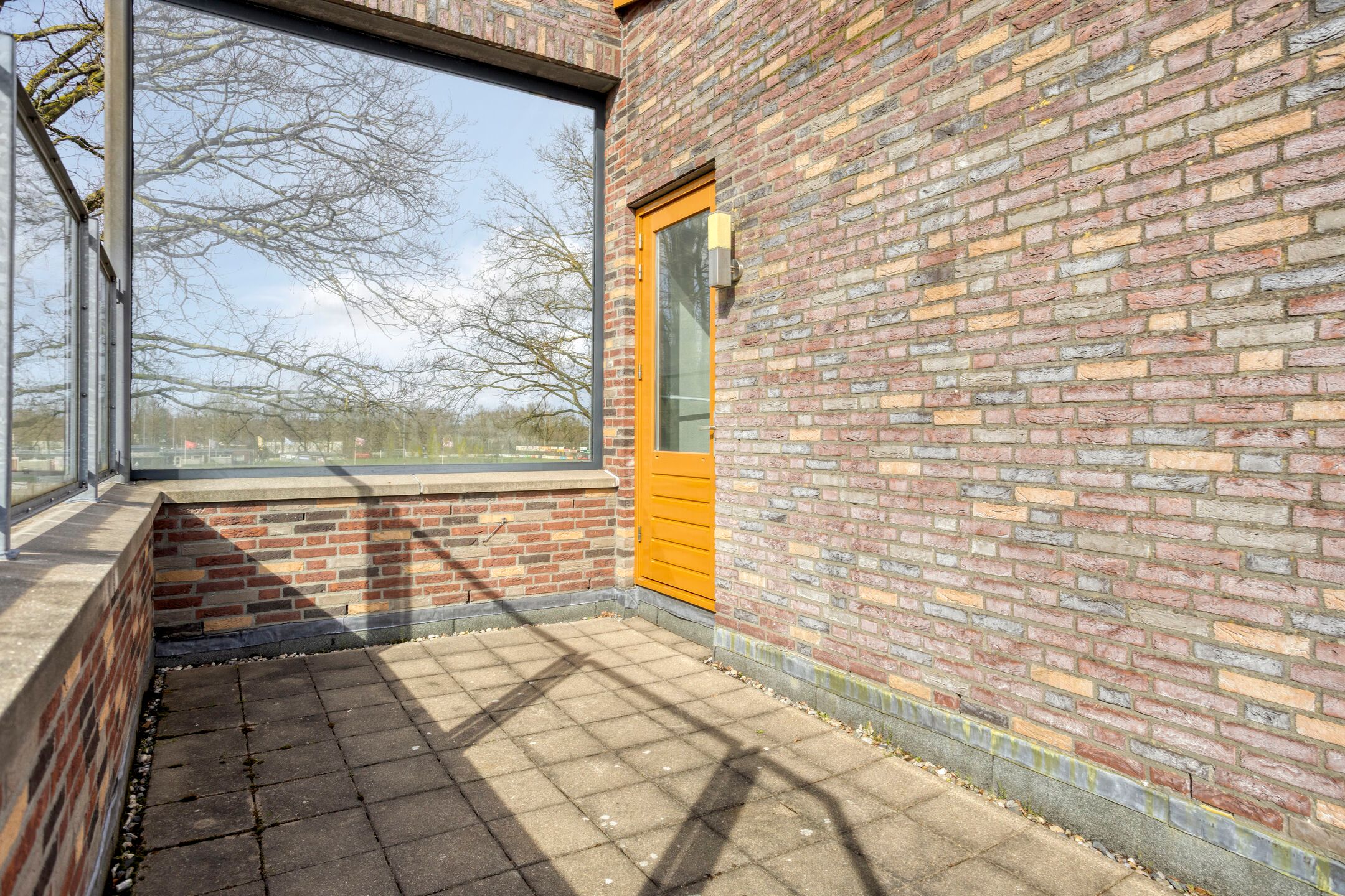 Photo 21 of Huygensstraat 7