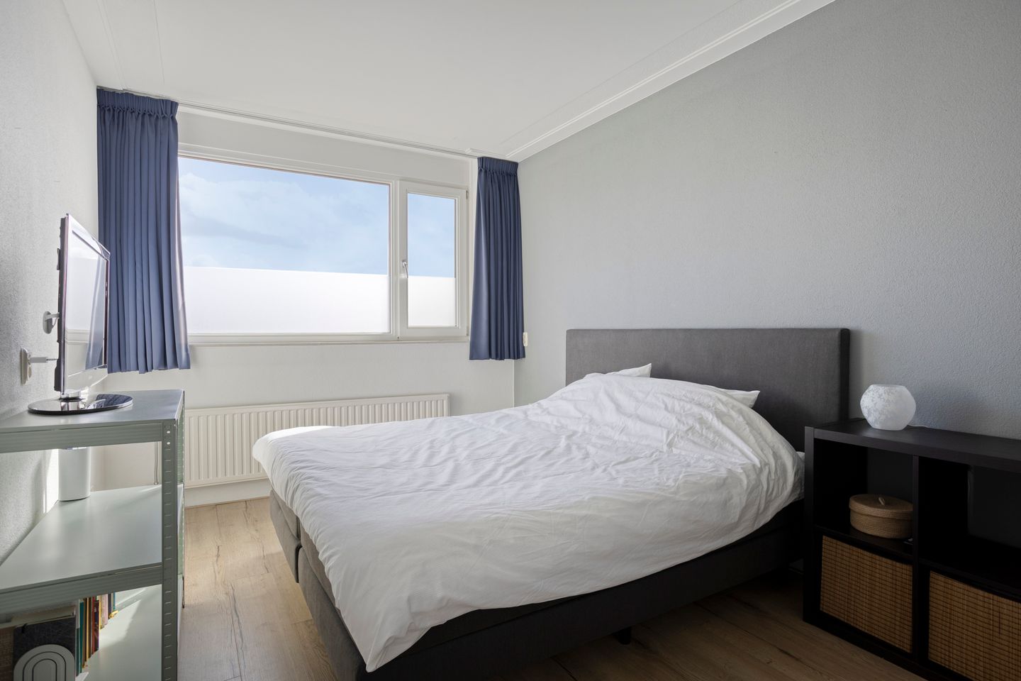 Photo 14 of Huygensstraat 7