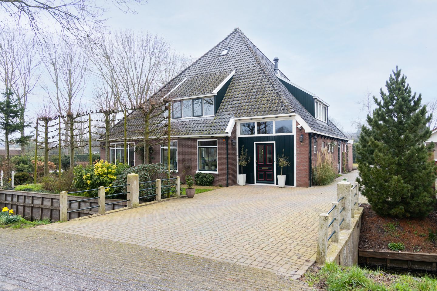Photo 1 of Dorpsstraat 17