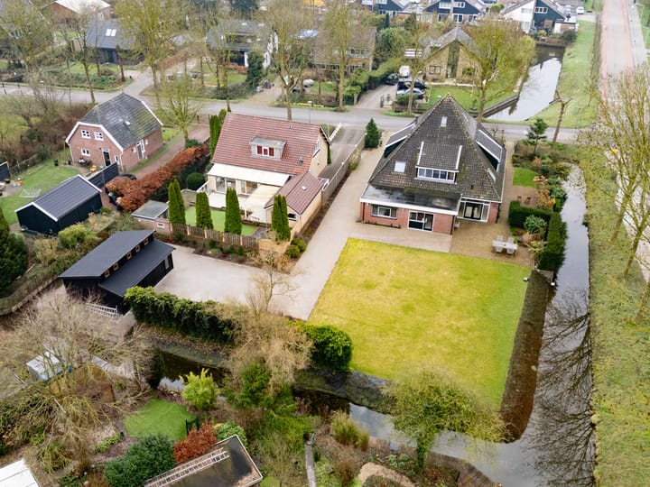 Photo 2 of Dorpsstraat 17