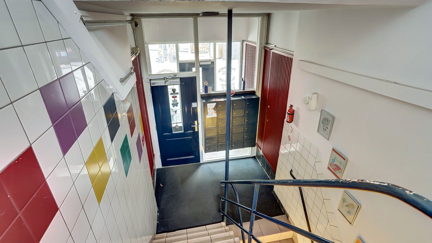 Photo 20 of Vincent van Goghplein 48