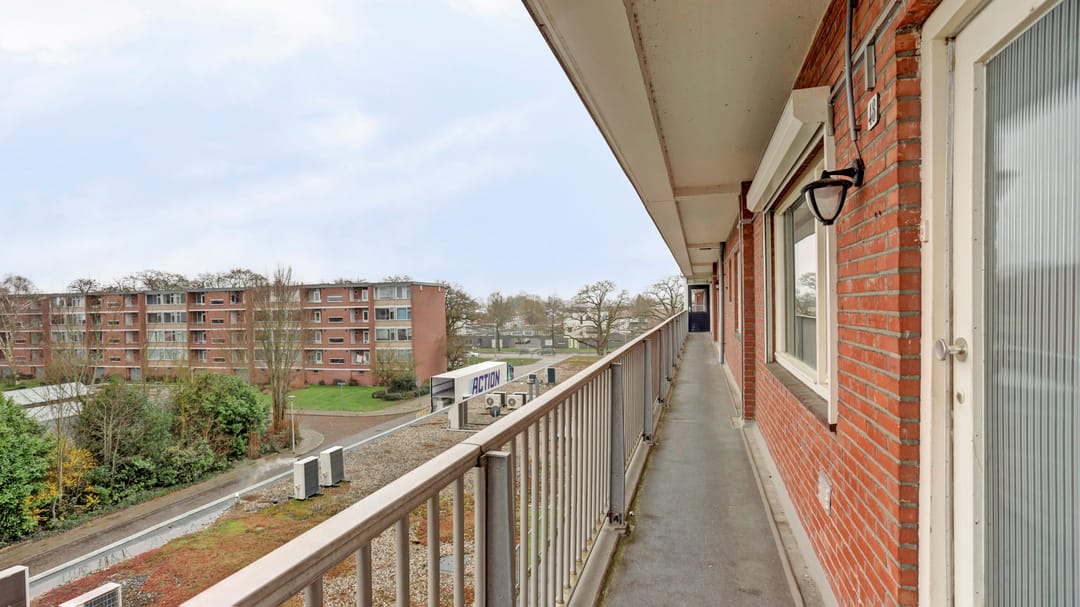 Foto 8 van Vincent van Goghplein 48