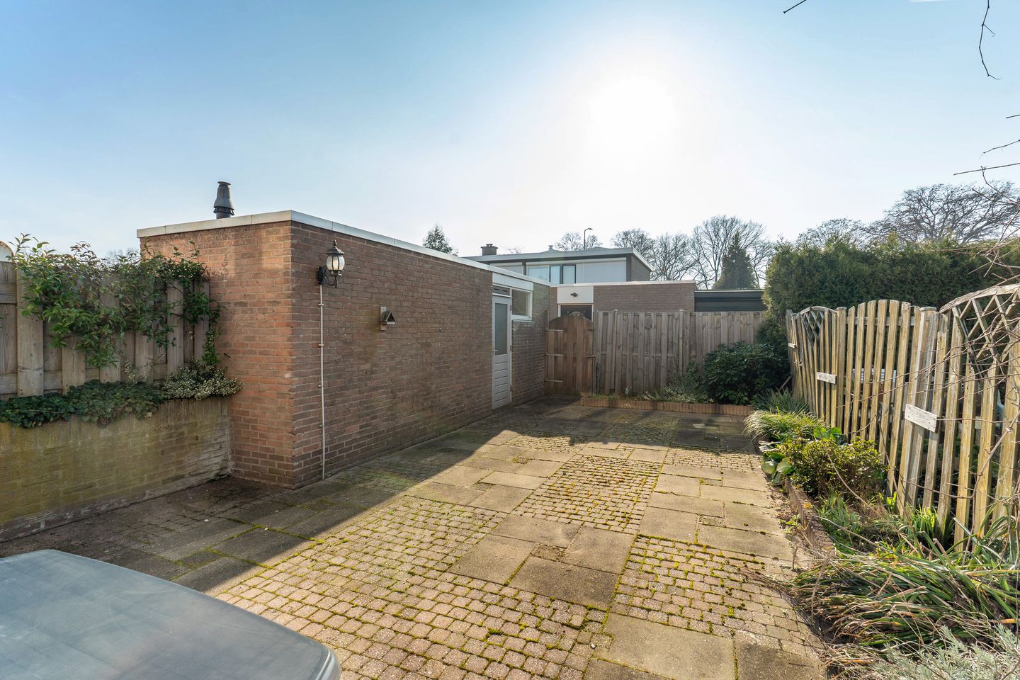 Spacious and practical family home with 4 bedrooms in green Nijmegen Hatert location — 34