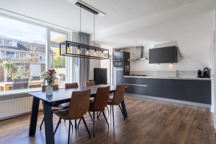 Photo 2 of Lijsterbeslaan 29