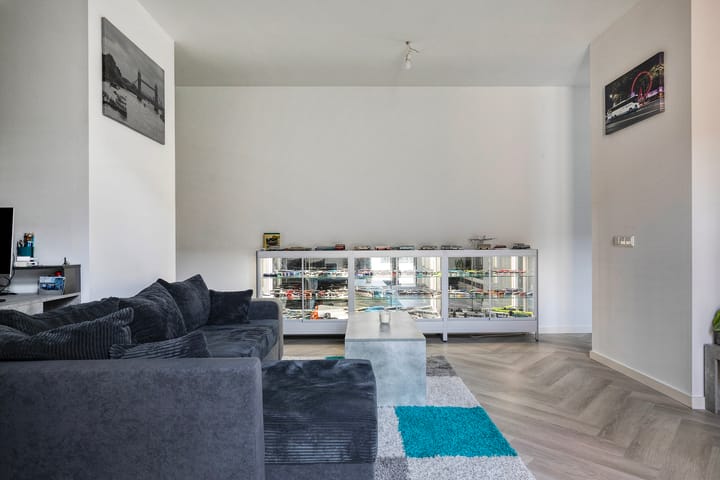 Photo 3 of Reaalhof 302