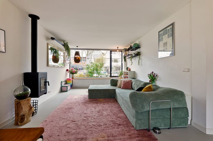 Photo 2 of Cornelis Roosstraat 12