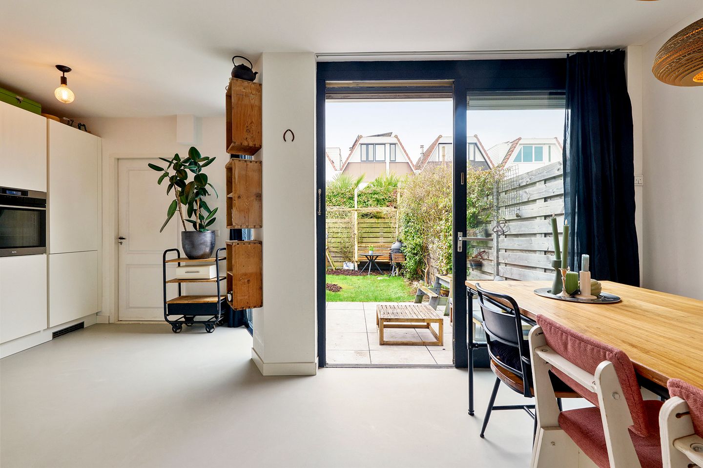 Photo 10 of Cornelis Roosstraat 12