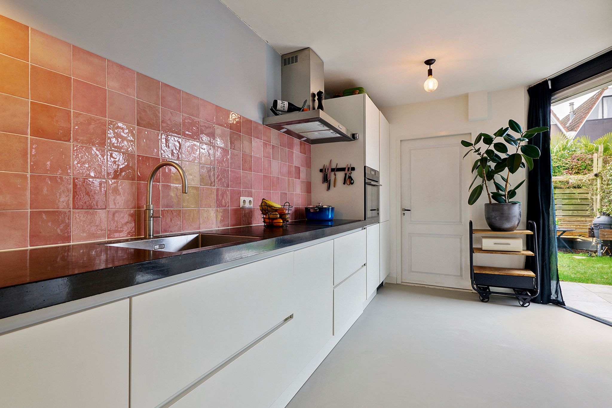 Photo 18 of Cornelis Roosstraat 12