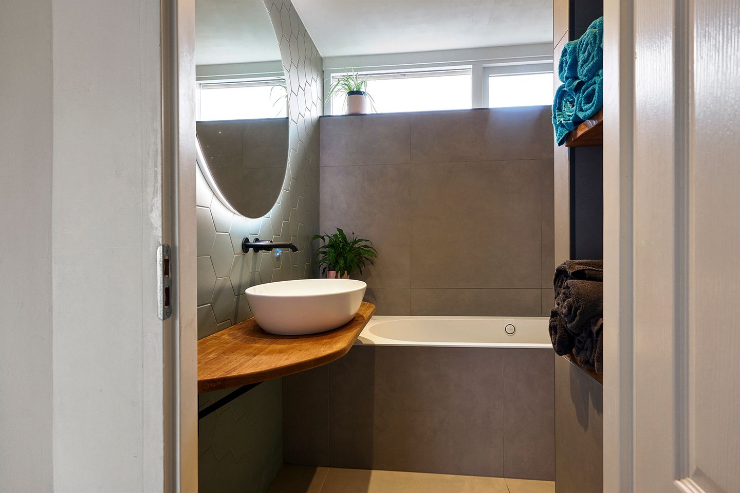 Photo 29 of Cornelis Roosstraat 12