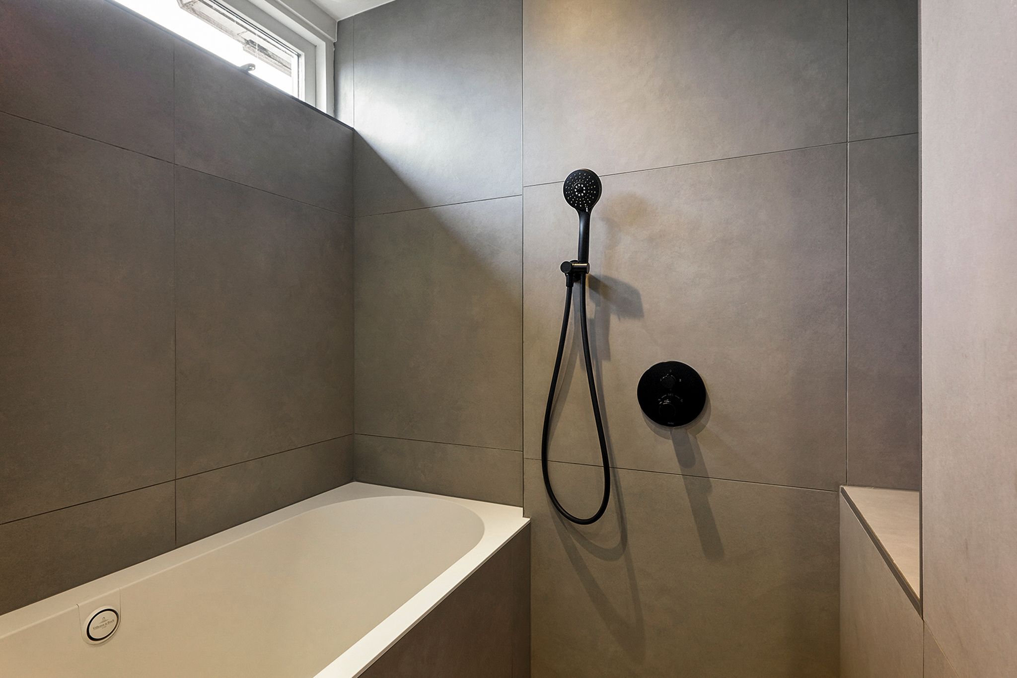 Photo 30 of Cornelis Roosstraat 12