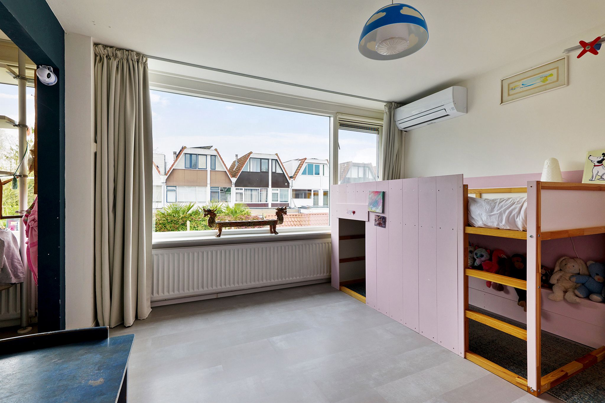 Photo 24 of Cornelis Roosstraat 12