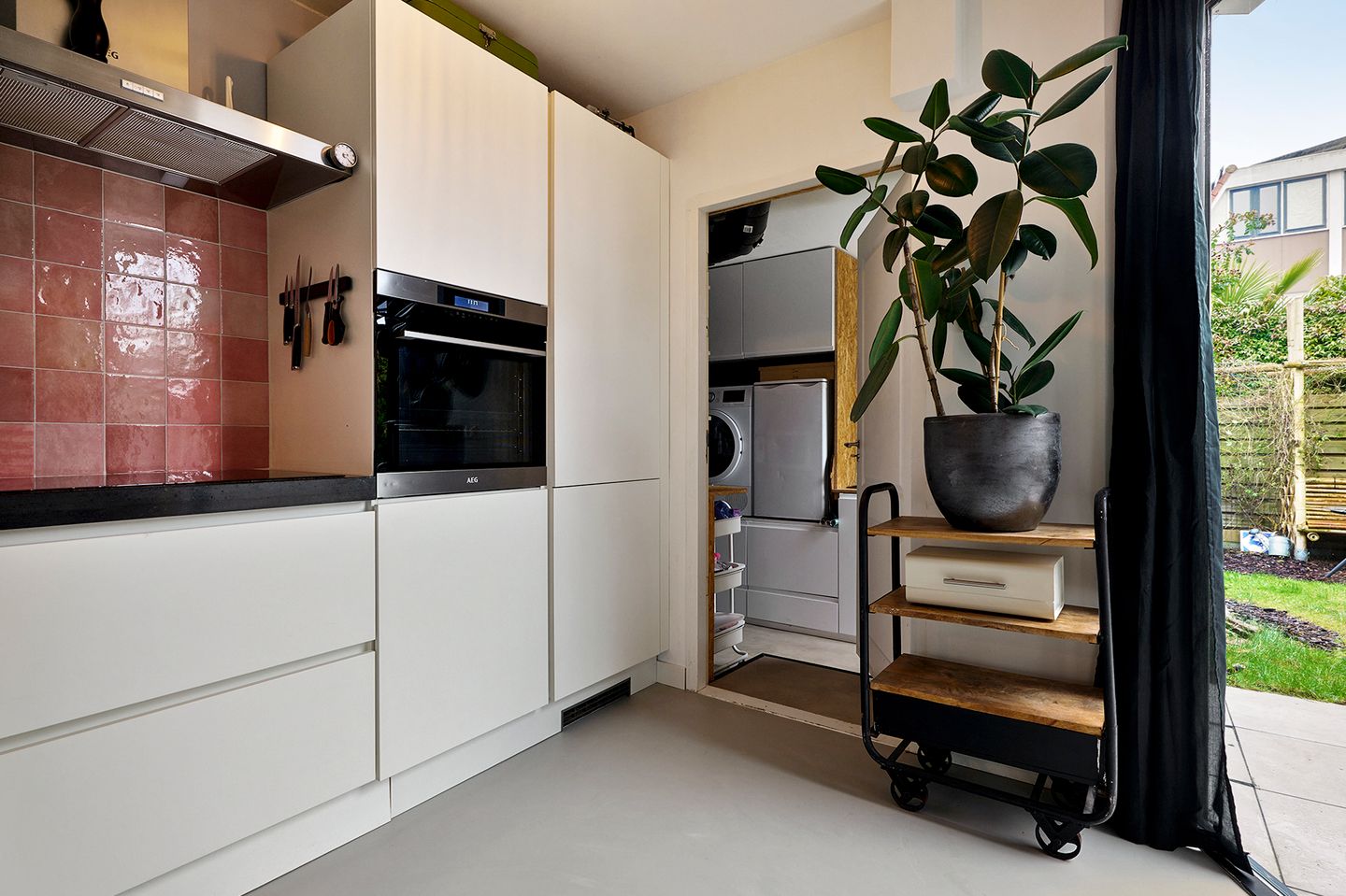 Photo 19 of Cornelis Roosstraat 12