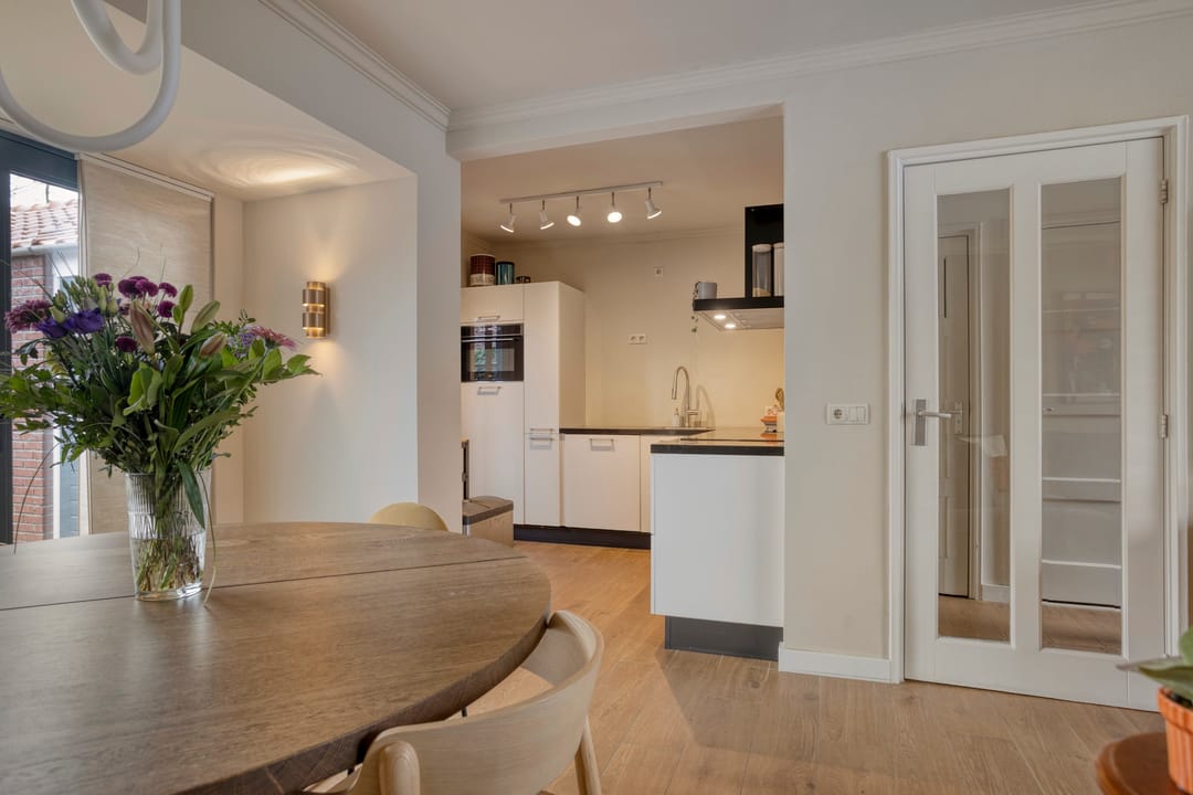 Photo 13 of Elzenstraat 28