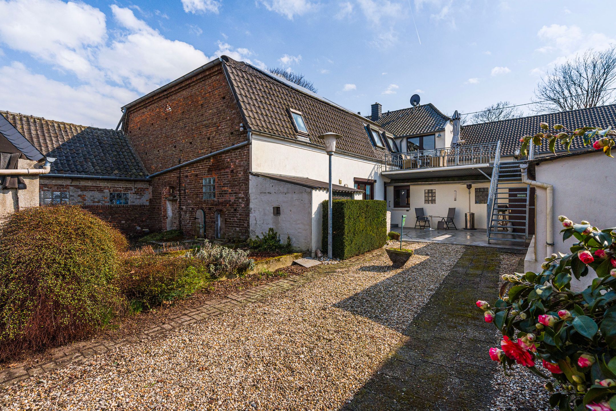 Foto 30 van Kalkarer Str. 325