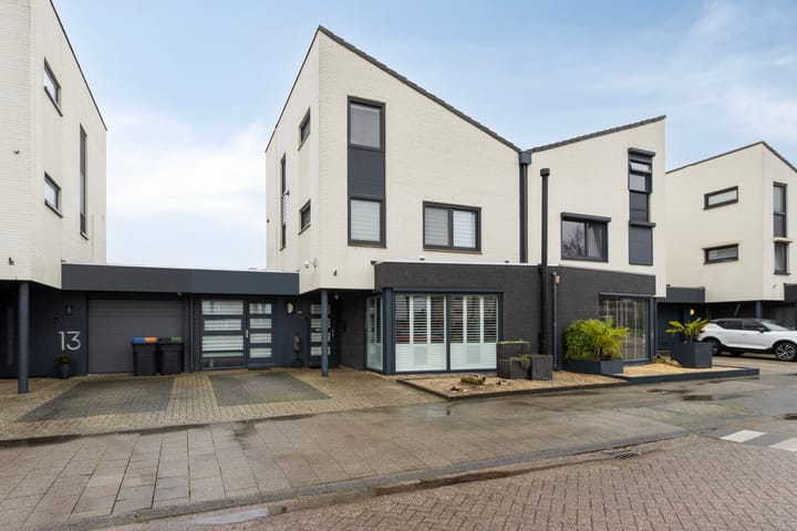 Photo 2 of Milsbeeksingel 11