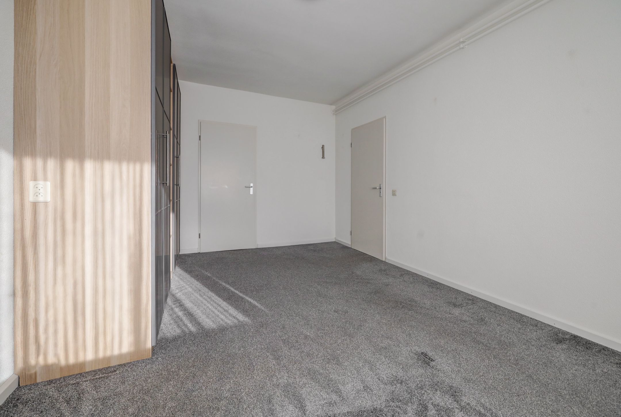 Modern apartment with balcony in the center of Dongen — 30