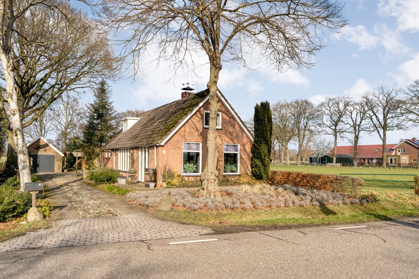 Foto 5 van Oosterhulst 10