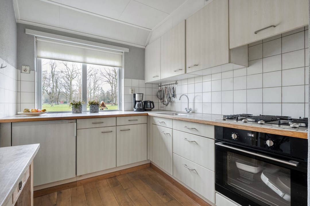 Foto 16 van Oosterhulst 10