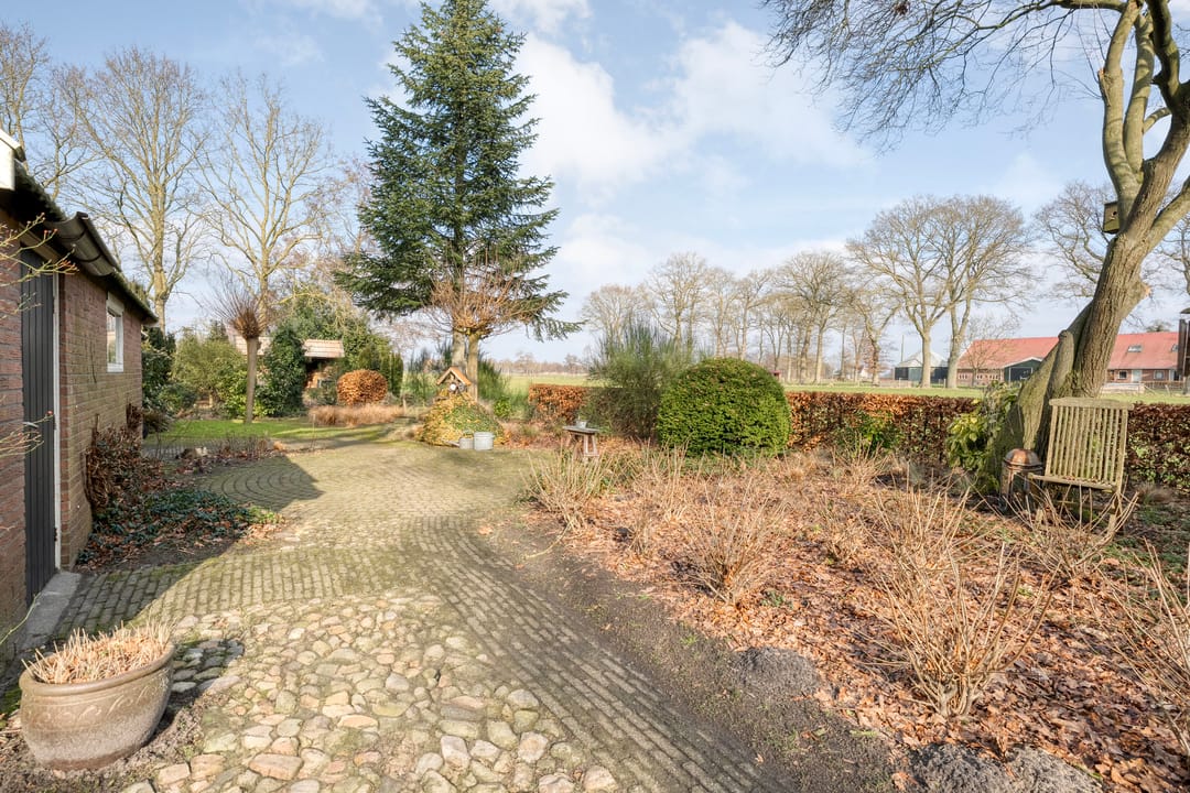 Foto 38 van Oosterhulst 10