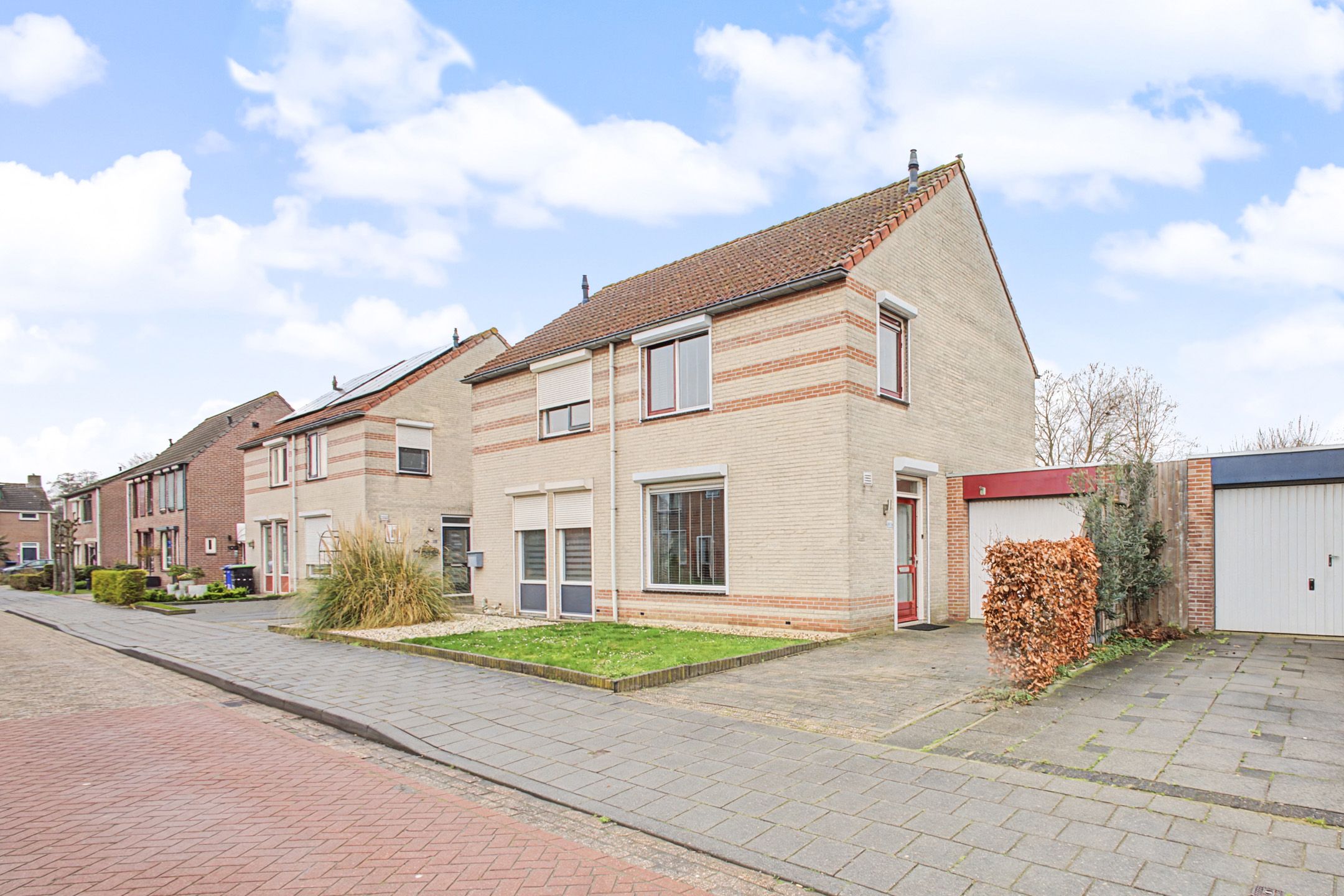 Buying a house in The Netherlands., Bosjesweg 103