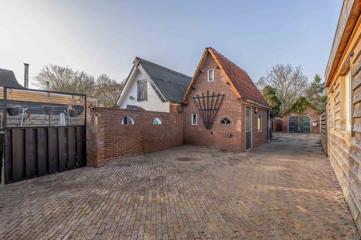 Foto 2 van Midden 139