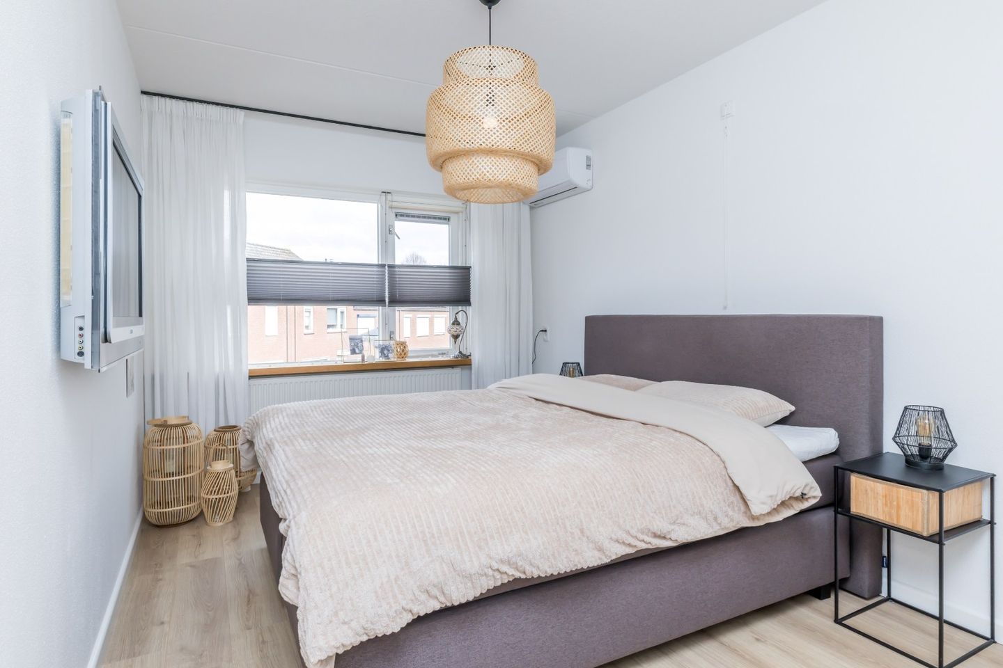 Foto 25 van Lothariusstraat 15