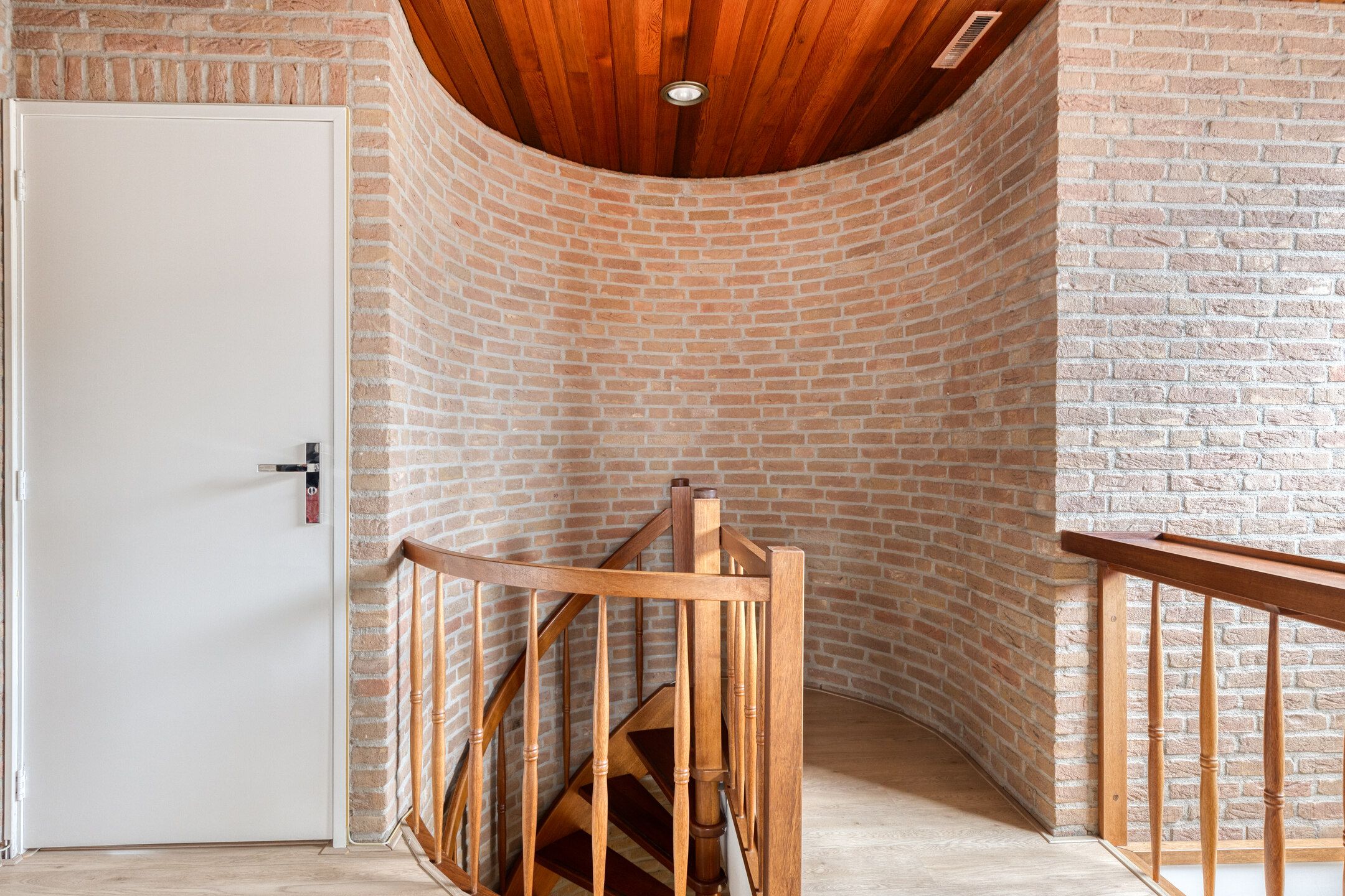 Foto 48 van Oosteindseweg 13