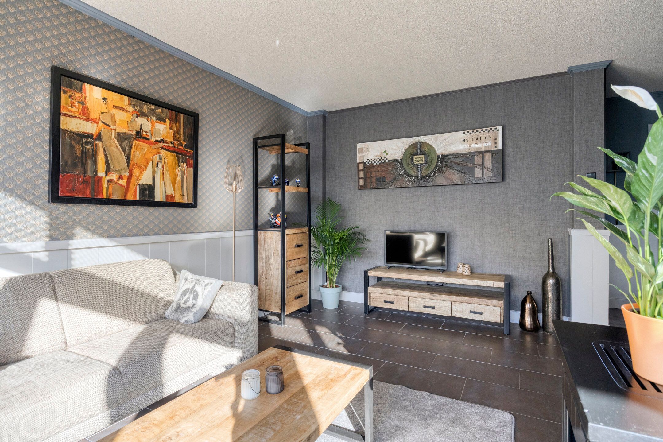 Photo 6 of Danackers 48