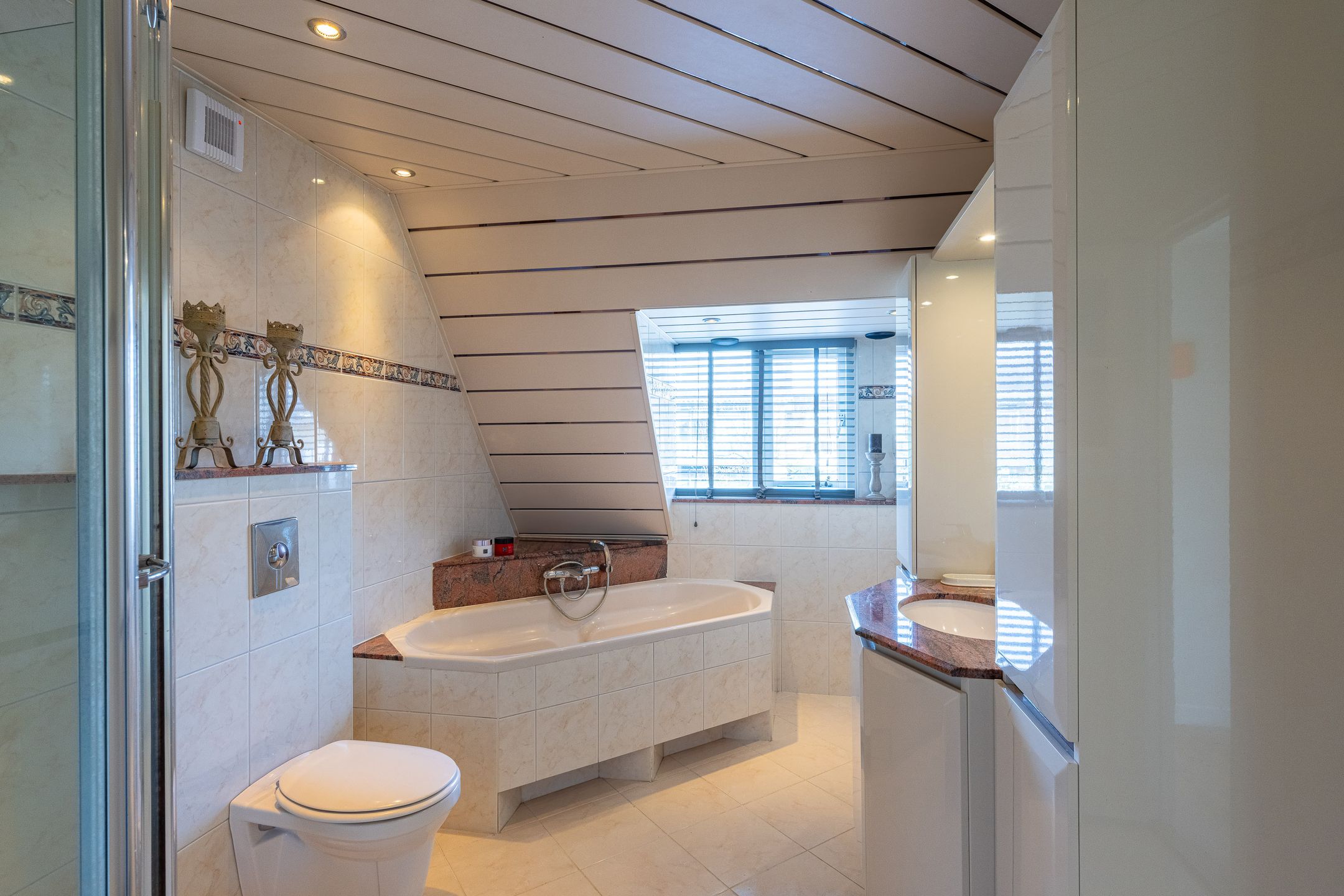 Foto 24 van 's-Gravenzandseweg 141