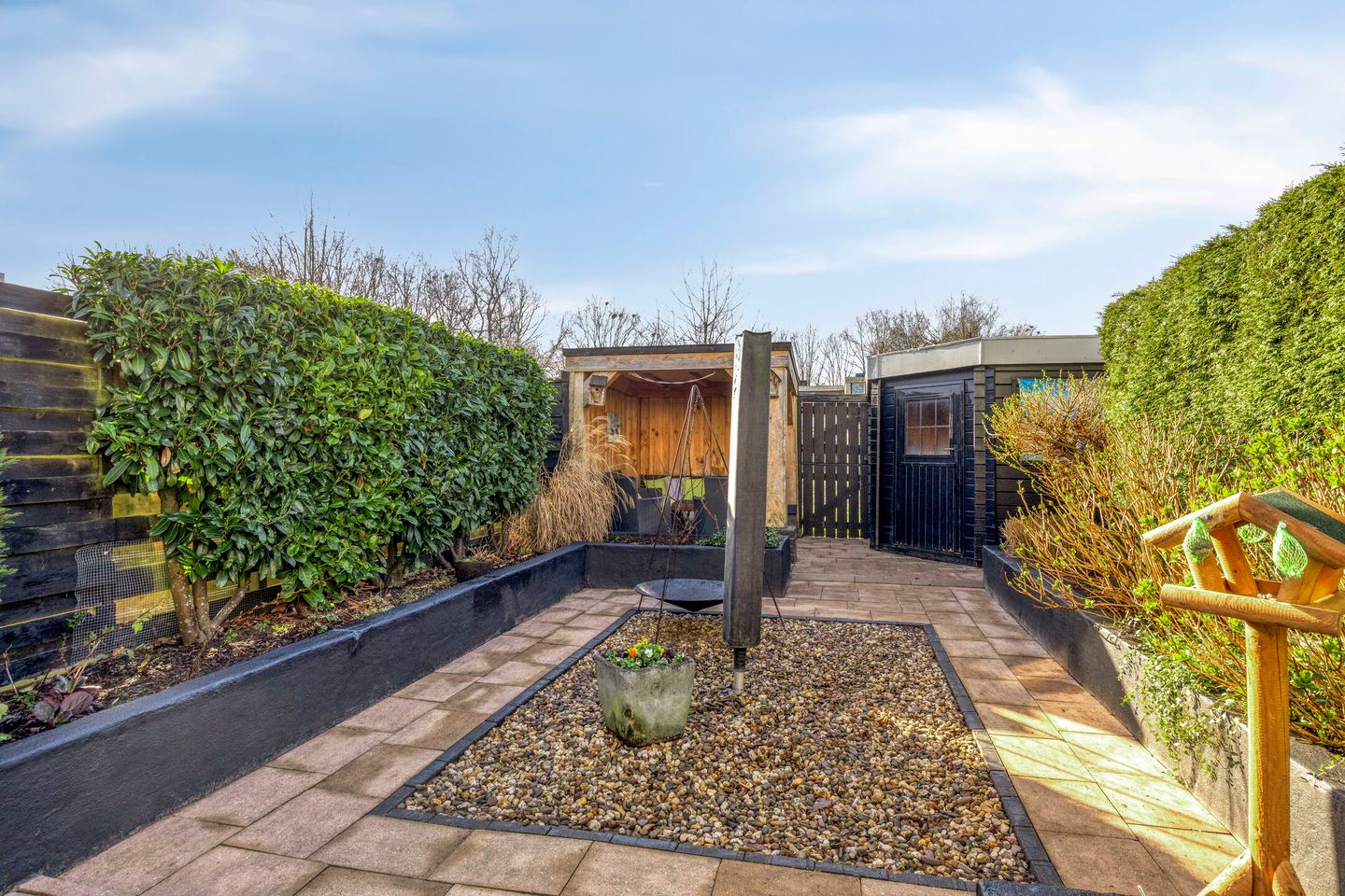 Photo 25 of Danackers 48