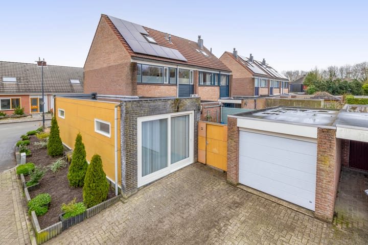 Photo 2 of Voergang 85