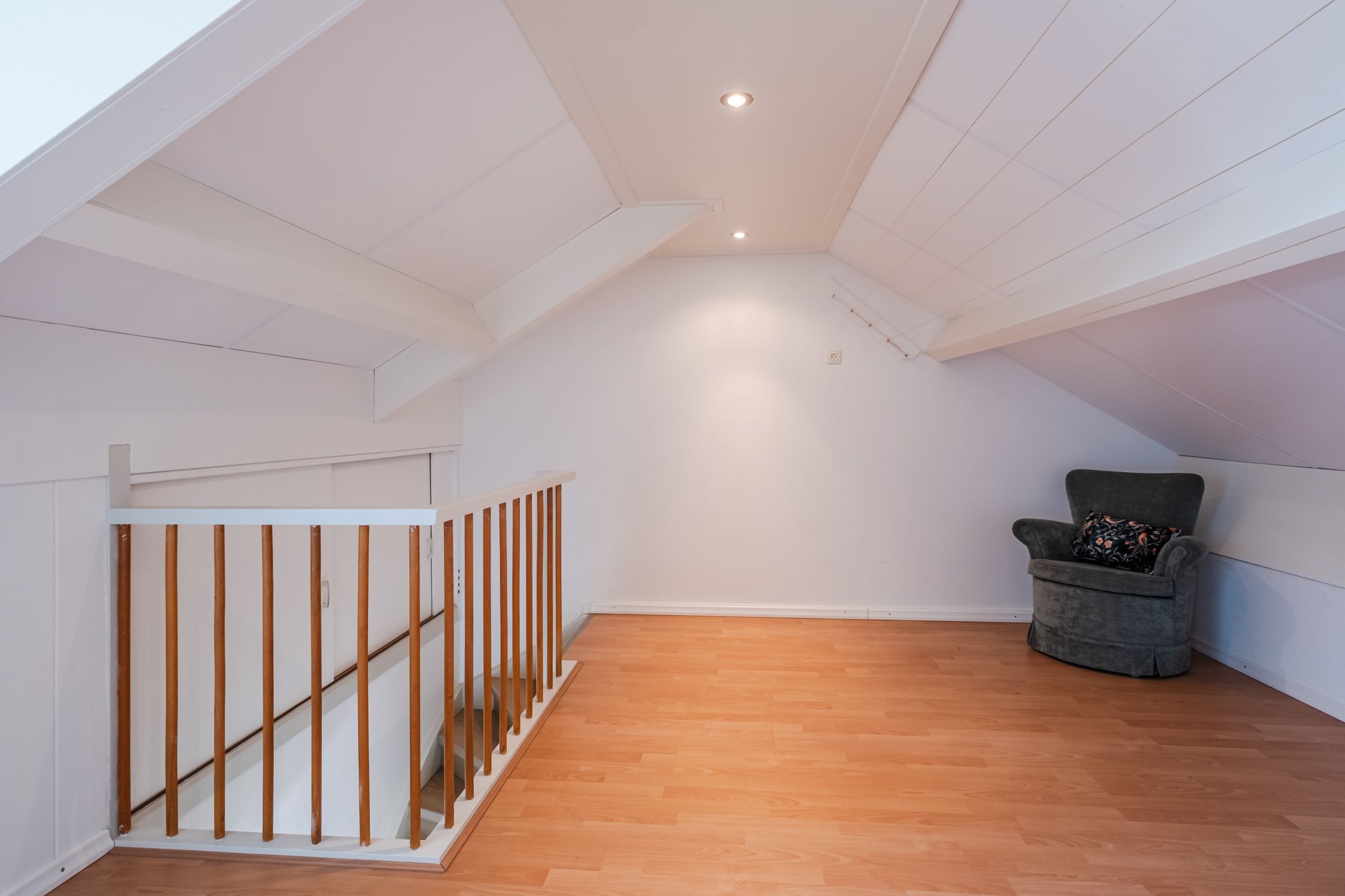 Foto 33 van Floreffestraat 74