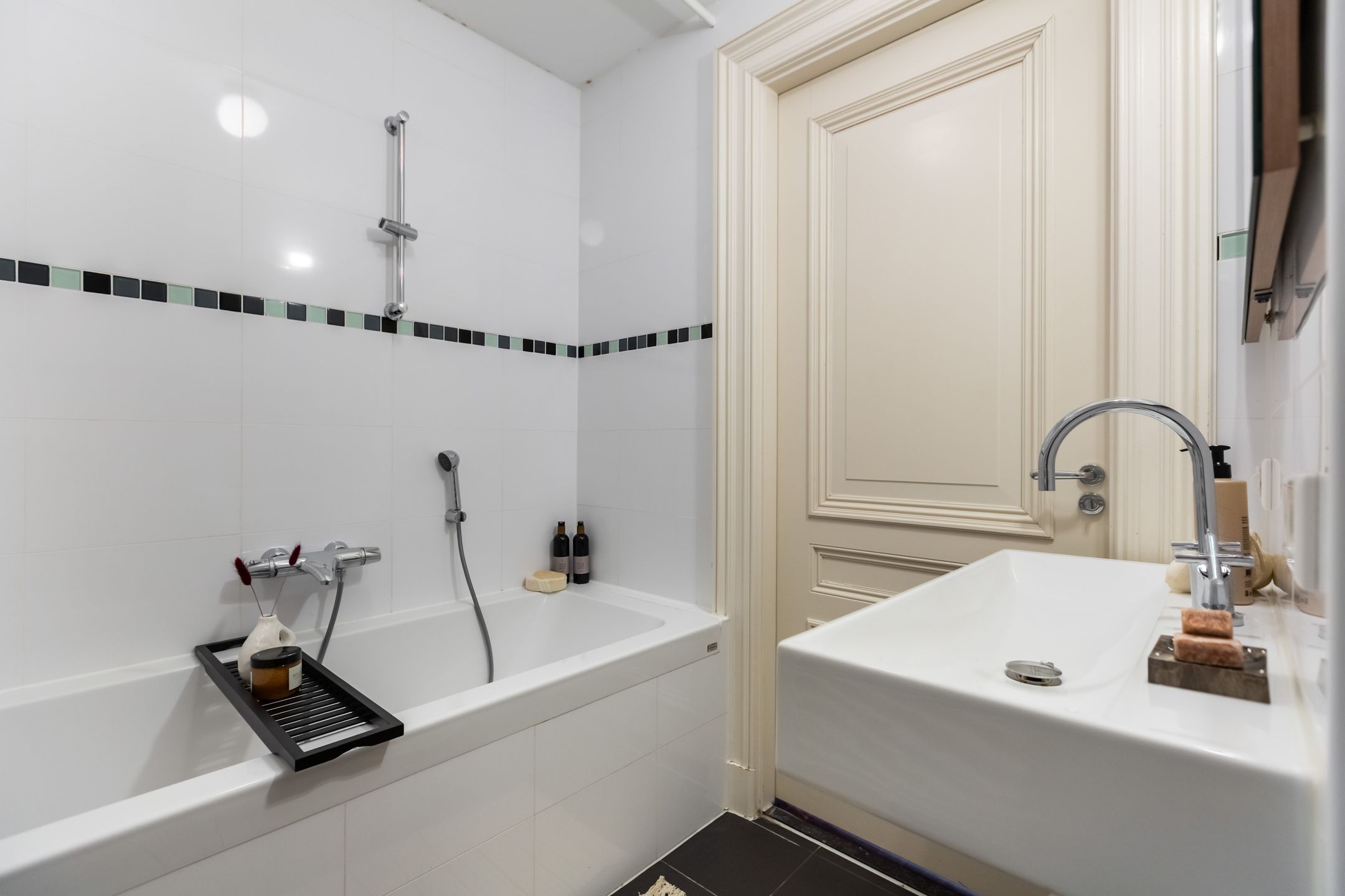 Photo 39 of Brigittenstraat 3-A