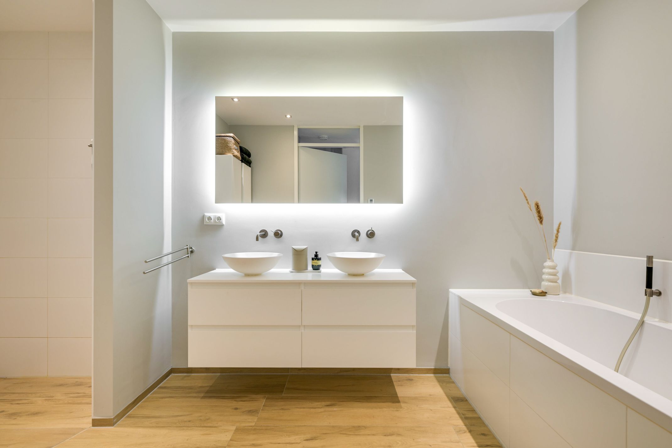 Foto 15 van Loolaan 55-A