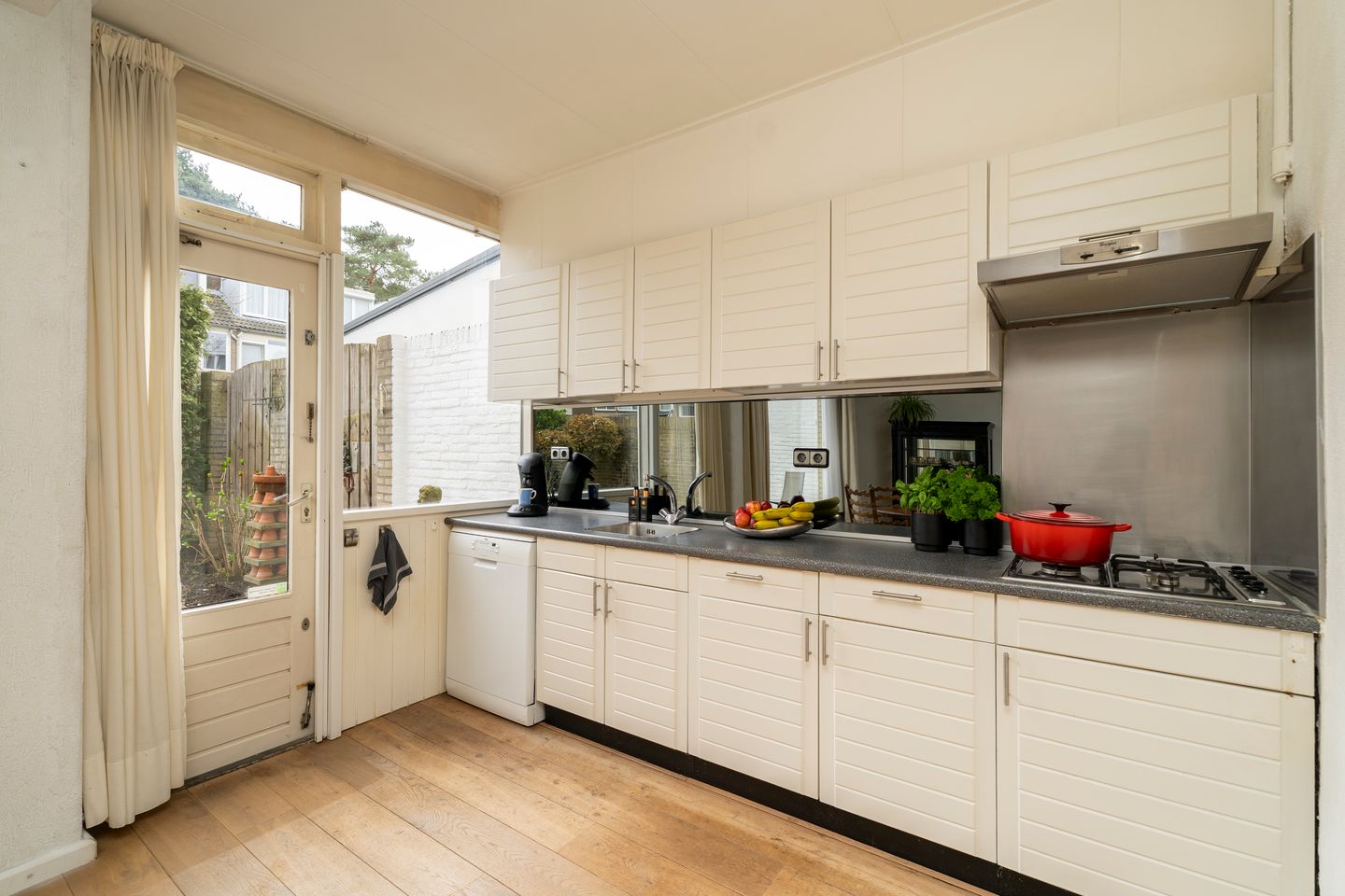 Foto 14 van Vermiljoenstraat 2