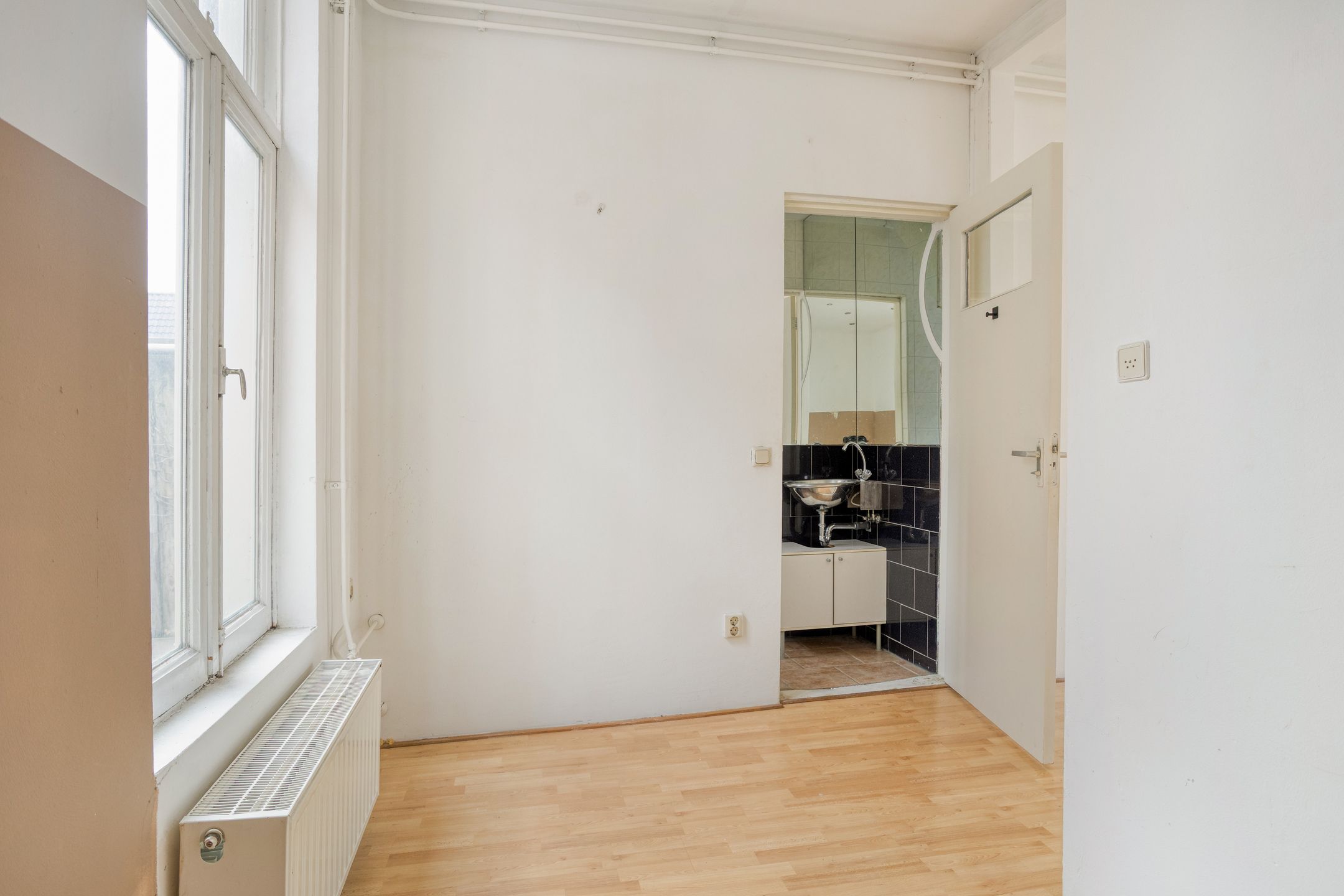 Photo 9 of Oostersingel 19-A