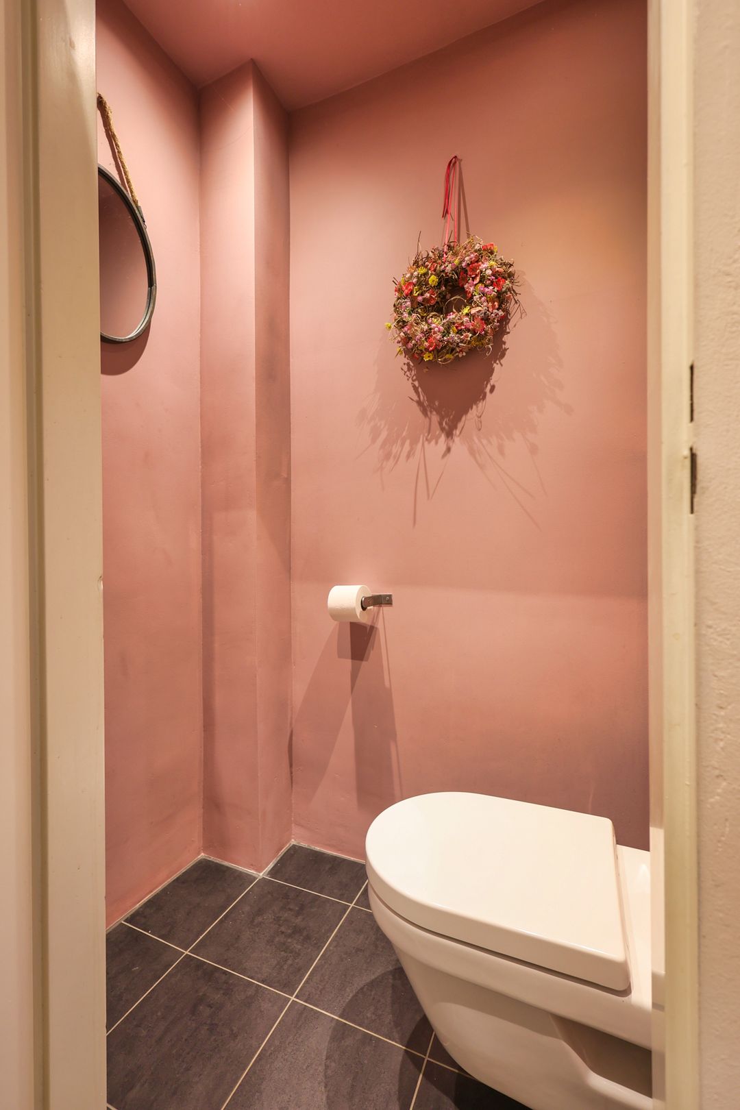 Foto 17 van Van Blaaderenweg 15-A