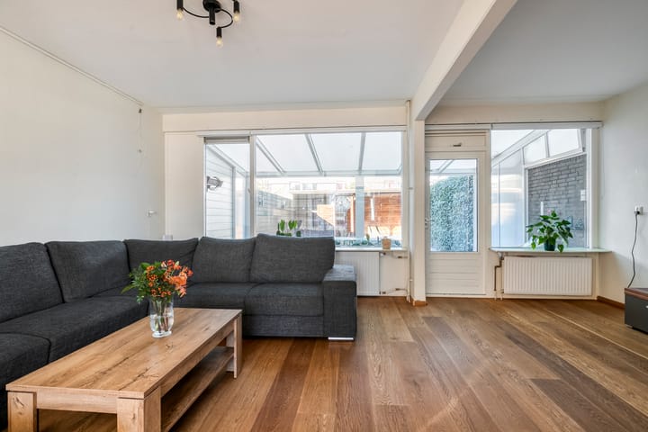 Foto 4 van Botter 12 22