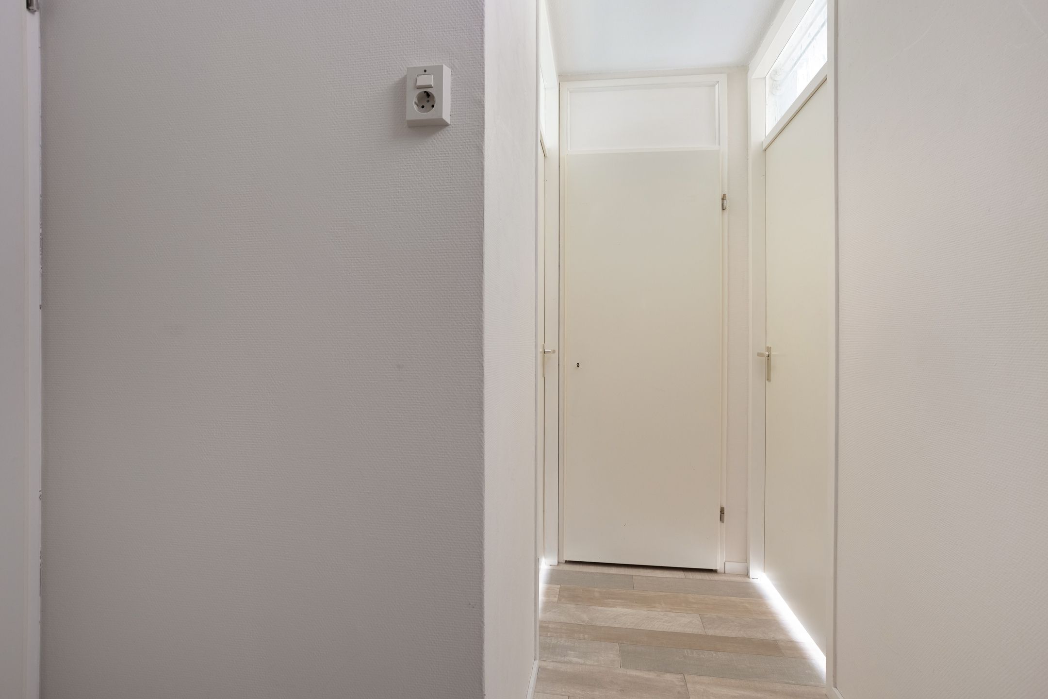 Spacious family home with potential, conservatory and west-facing garden in Lelystad — 19